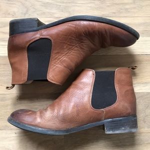 Clark Chelsea boots | 7 1/2